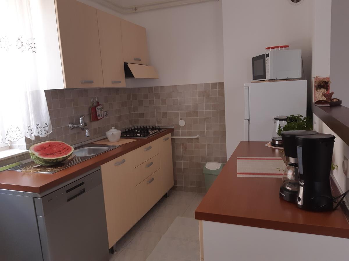 Apartment Alice พูลา ภายนอก รูปภาพ